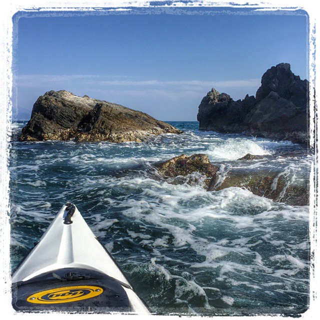 How nice to paddle among the rocks! #kayak #nature #fun 