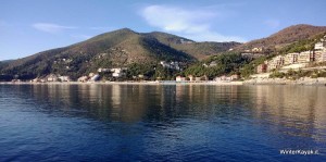 La spiaggia del Merello a Bergeggi vista dall'Isola