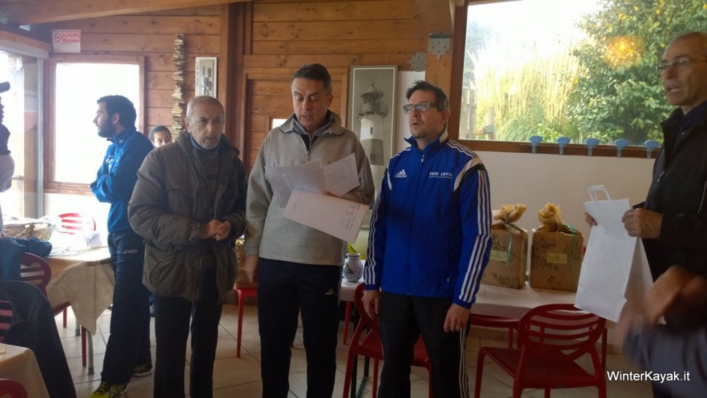 La premiazione presso i Bagni Stella Maris con il Presidente della Pro Loco Bergeggi Marco Olcese