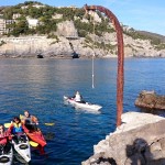 Daniela all'isola di Bergeggi  con Winterkayak