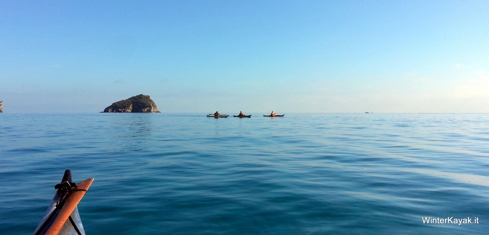 inverno-in-kayak-in-liguria-a-bergeggi1